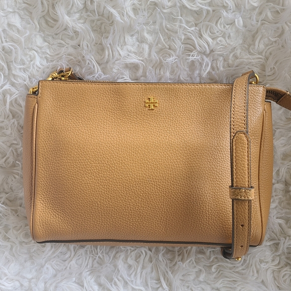 Tory Burch Bags Tory Burch Blake Crossbody Bag Excellent Condition